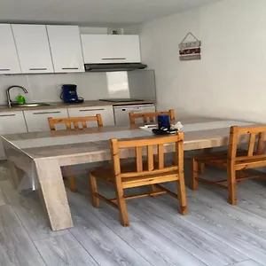 Studio Cabine 4 Personnes - Résidence Les Artigalas Appartement